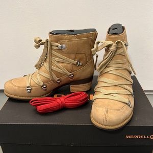 Merrell Shiloh II size 5 camel